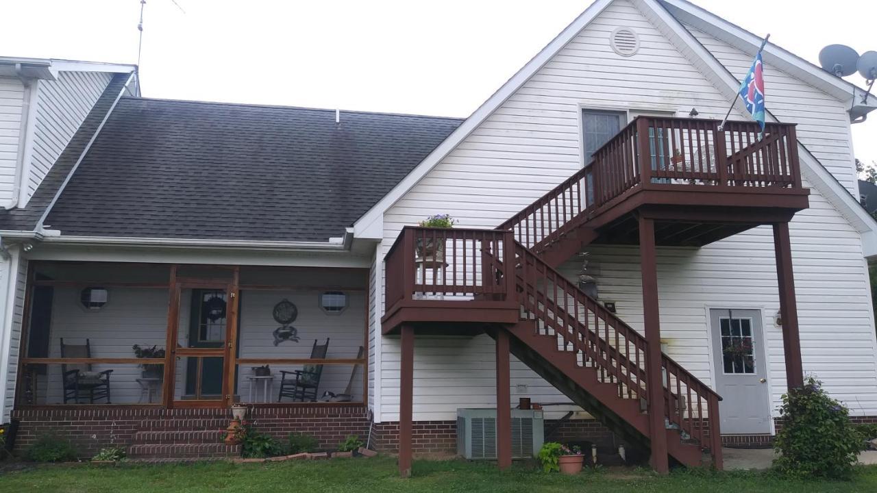 Marvels On The Creek Bed & Breakfast East New Market Exterior photo